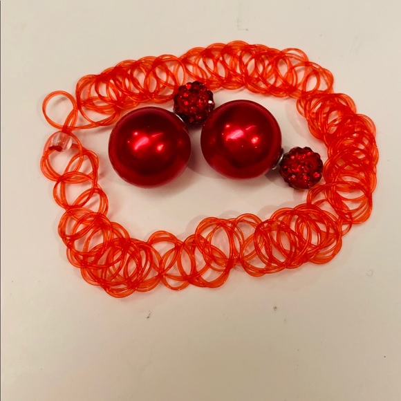 Earrings and Choker set - Picture 2 of 4